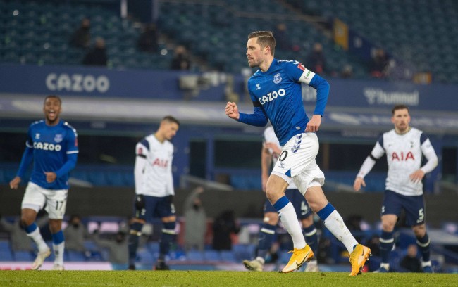 仅仅是球员 仅仅是球员